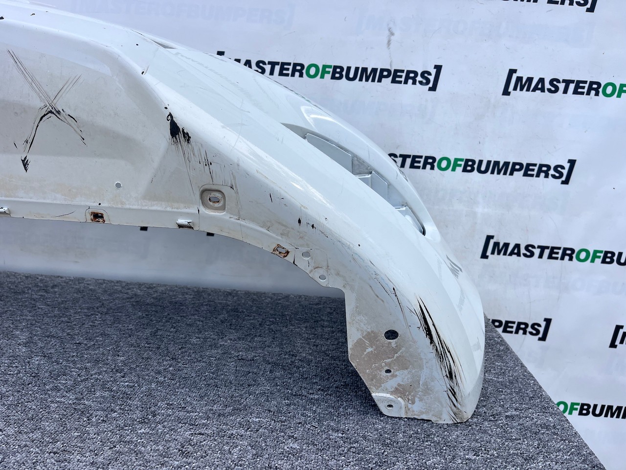 Suzuki Swift Se Hatchback Sz4 Mk2 2010-2012 Front Bumper Genuine [j262]