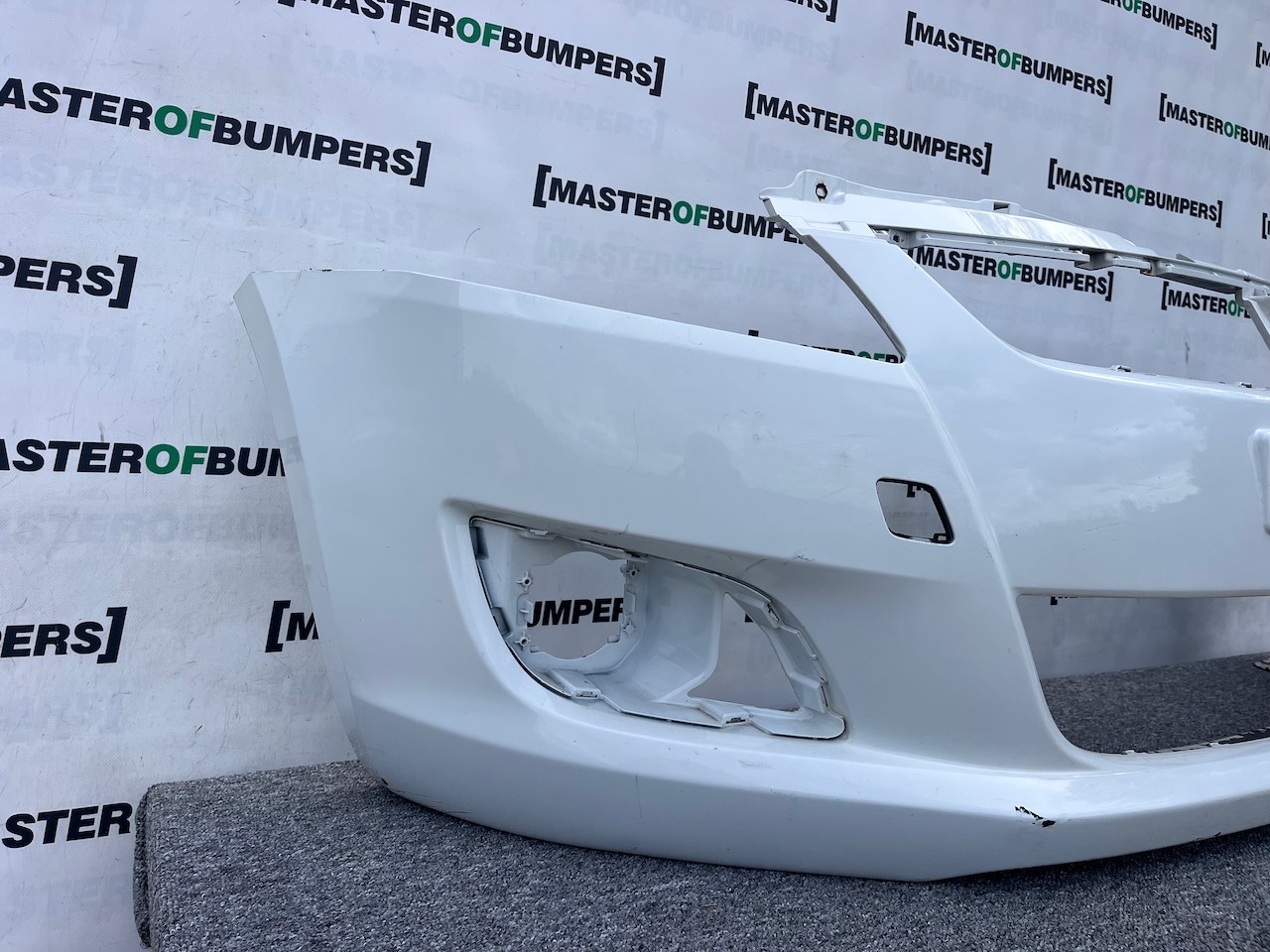 Suzuki Swift Se Hatchback Sz4 Mk2 2010-2012 Front Bumper Genuine [j262]