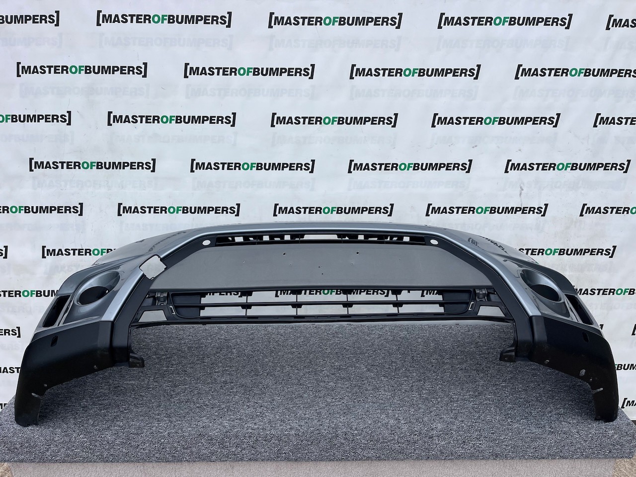 Suzuki Vitara Sz-t Mk4 Hatchback 2015-2018 Front Bumper 4 Pdc Genuine [j250]