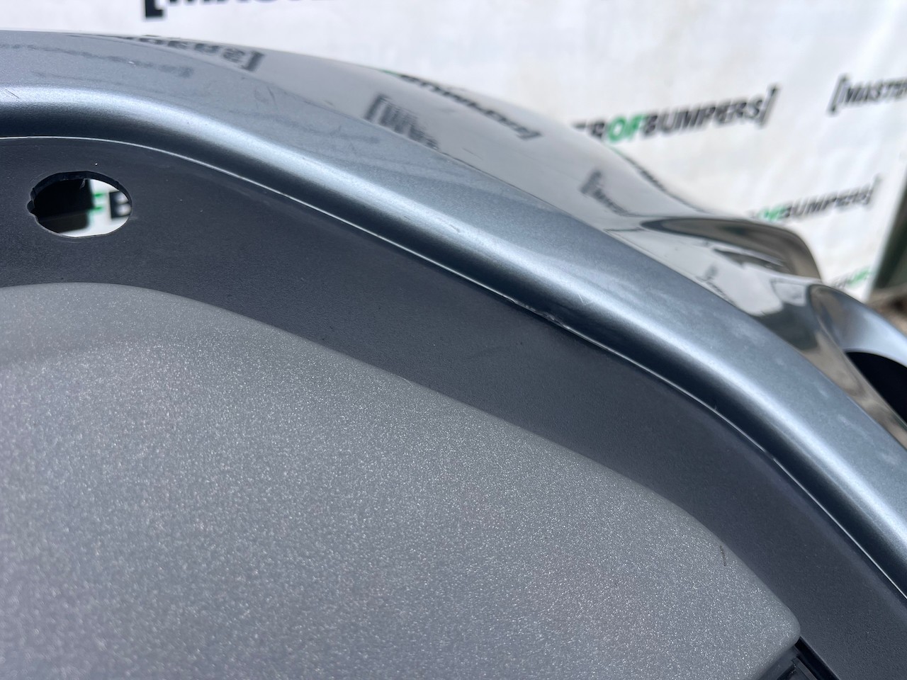 Suzuki Vitara Sz-t Mk4 Hatchback 2015-2018 Front Bumper 4 Pdc Genuine [j250]