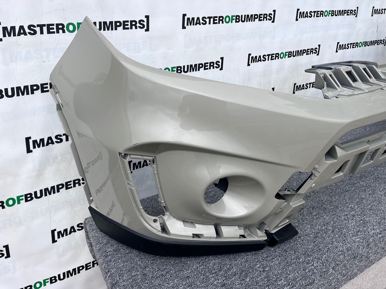 Suzuki Vitara Sz-t Mk4 Lift Hatch 2019-2024 Front Bumper No Pdc Genuine [j256]
