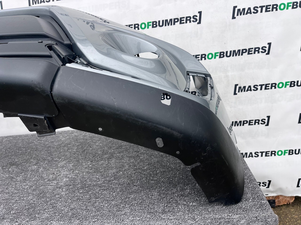 Suzuki Vitara Sz-t Mk4 Lift Hatch 2019-2024 Front Bumper 4 Pdc Genuine [j285]