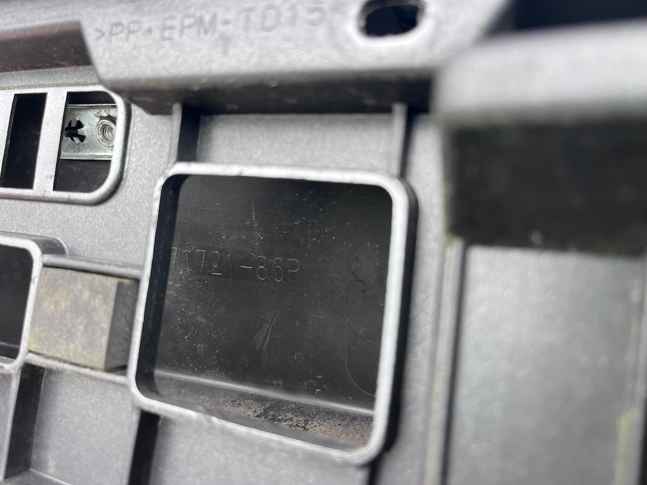 Suzuki Vitara Sz-t Mk4 Lift Hatch 2019-2024 Front Bumper 4 Pdc Genuine [j285]