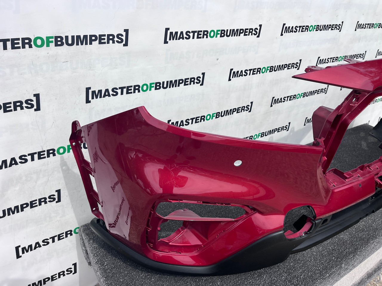 Suzuki Sx4 S Cross Hatchabck 2021-2024 Front Bumper 4 Pdc Genuine [j288]