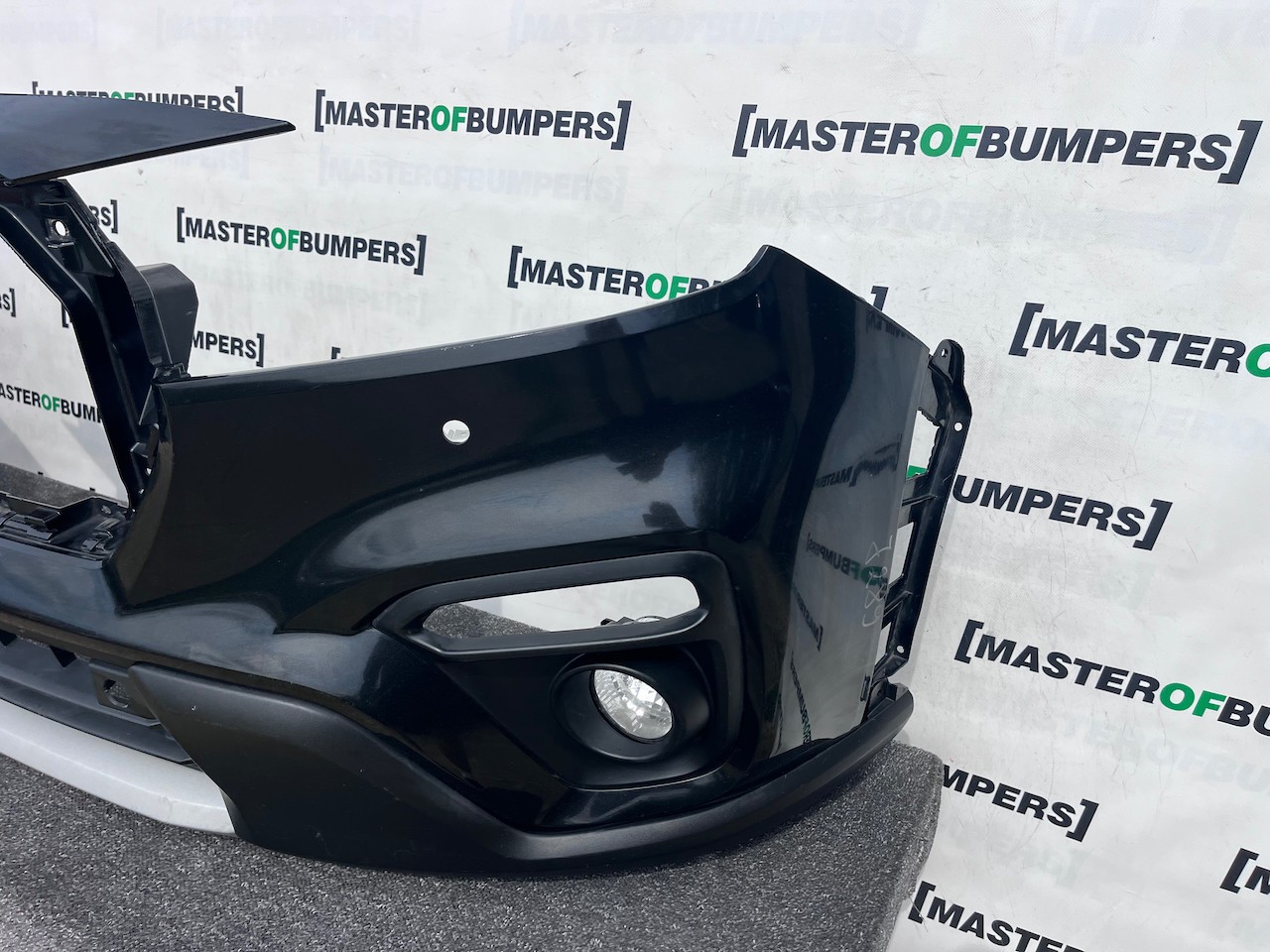 Suzuki Sx4 S Cross Hatchabck 2021-2024 Front Bumper 4 Pdc Genuine [j289]