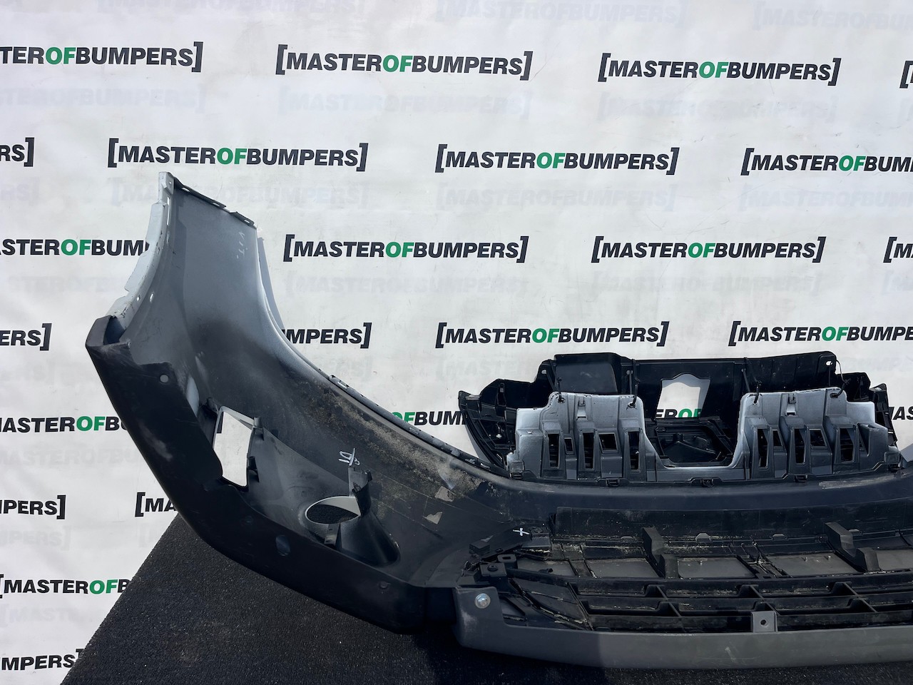 Suzuki Vitara Sz-4 Sz-t Mk4 2015-2018 Front Bumper 4 Pdc Genuine [j296]