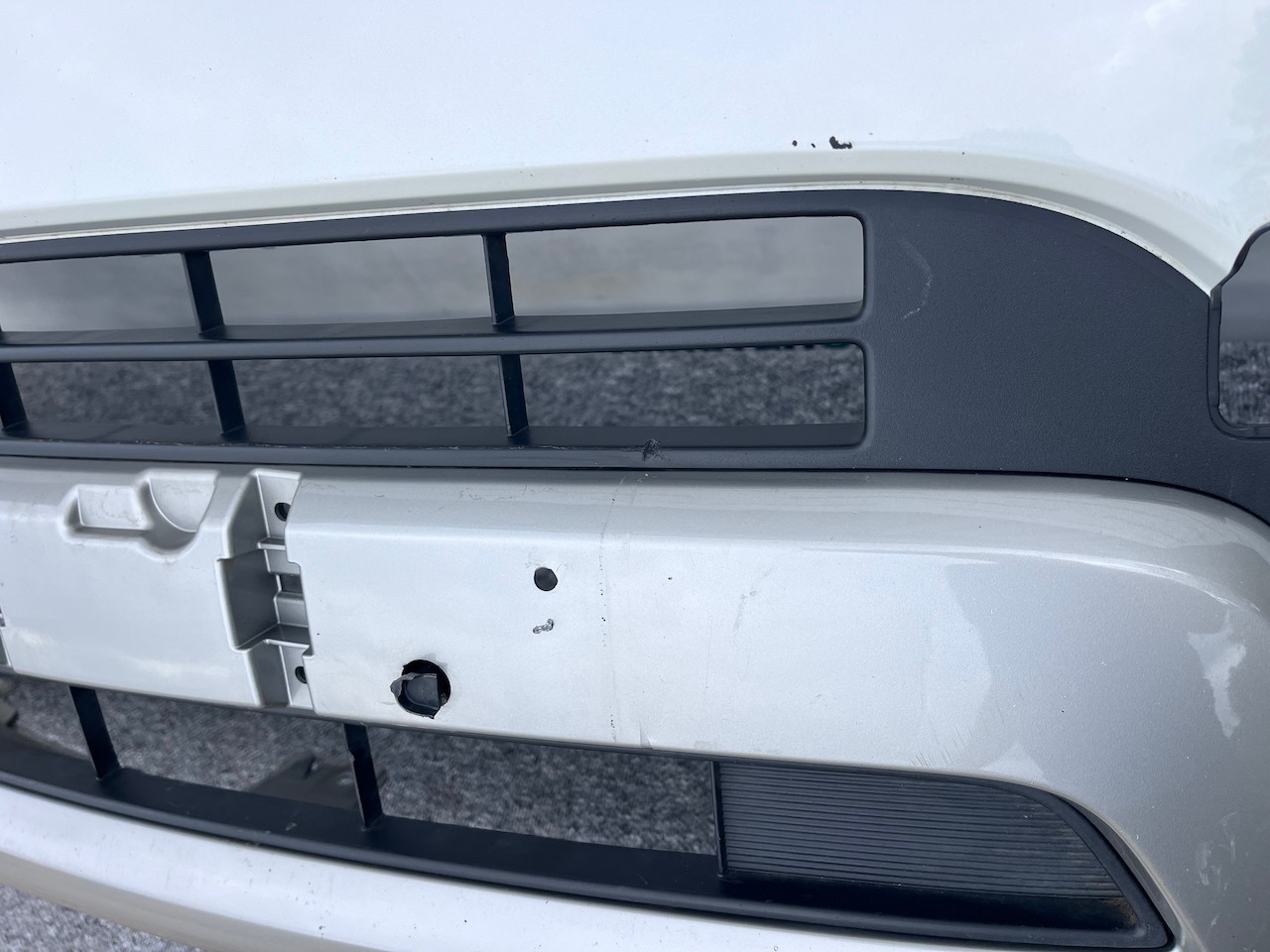 Suzuki Ignis Hybrid Sz5 Hatchback Mk2 Lift 2020-2024 Front Bumper Genuine [j243]