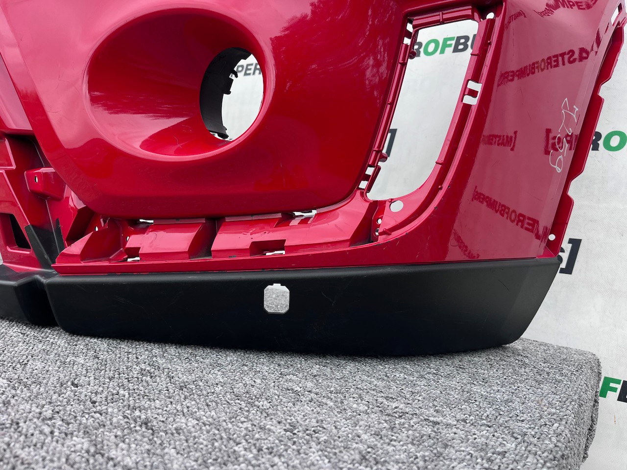 Suzuki Vitara Sz-t Mk4 Lift Hatch 2019-2024 Front Bumper 4 Pdc Genuine [j259]