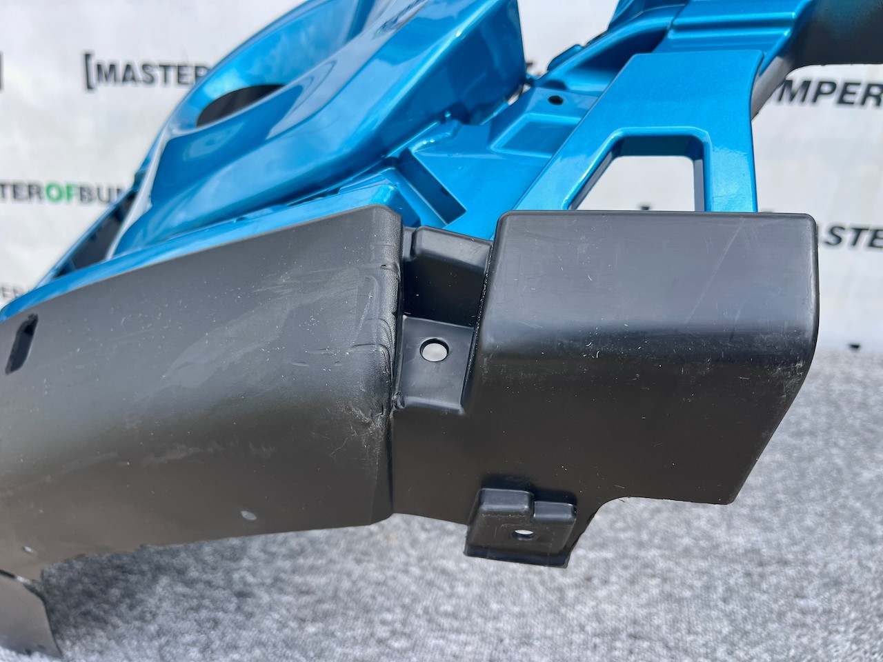 Suzuki Vitara Sz-t Mk4 Lift 2019-2024 Front Bumper 4 Pdc Genuine [j266]