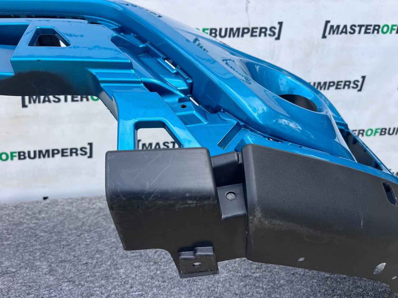 Suzuki Vitara Sz-t Mk4 Lift 2019-2024 Front Bumper 4 Pdc Genuine [j266]