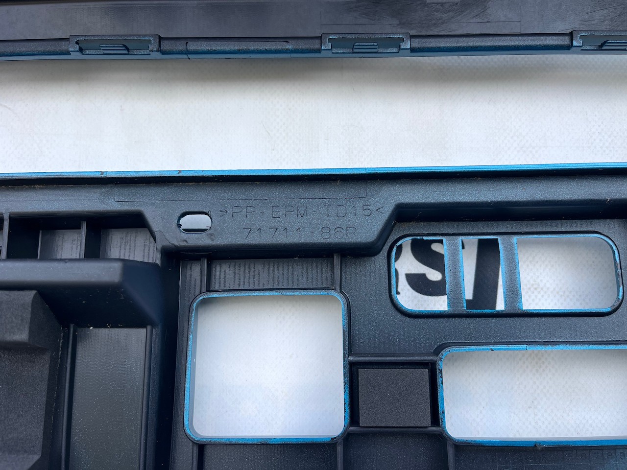 Suzuki Vitara Sz-t Mk4 Lift 2019-2024 Front Bumper 4 Pdc Genuine [j266]