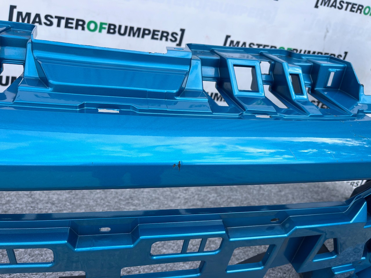 Suzuki Vitara Sz-t Mk4 Lift 2019-2024 Front Bumper 4 Pdc Genuine [j266]