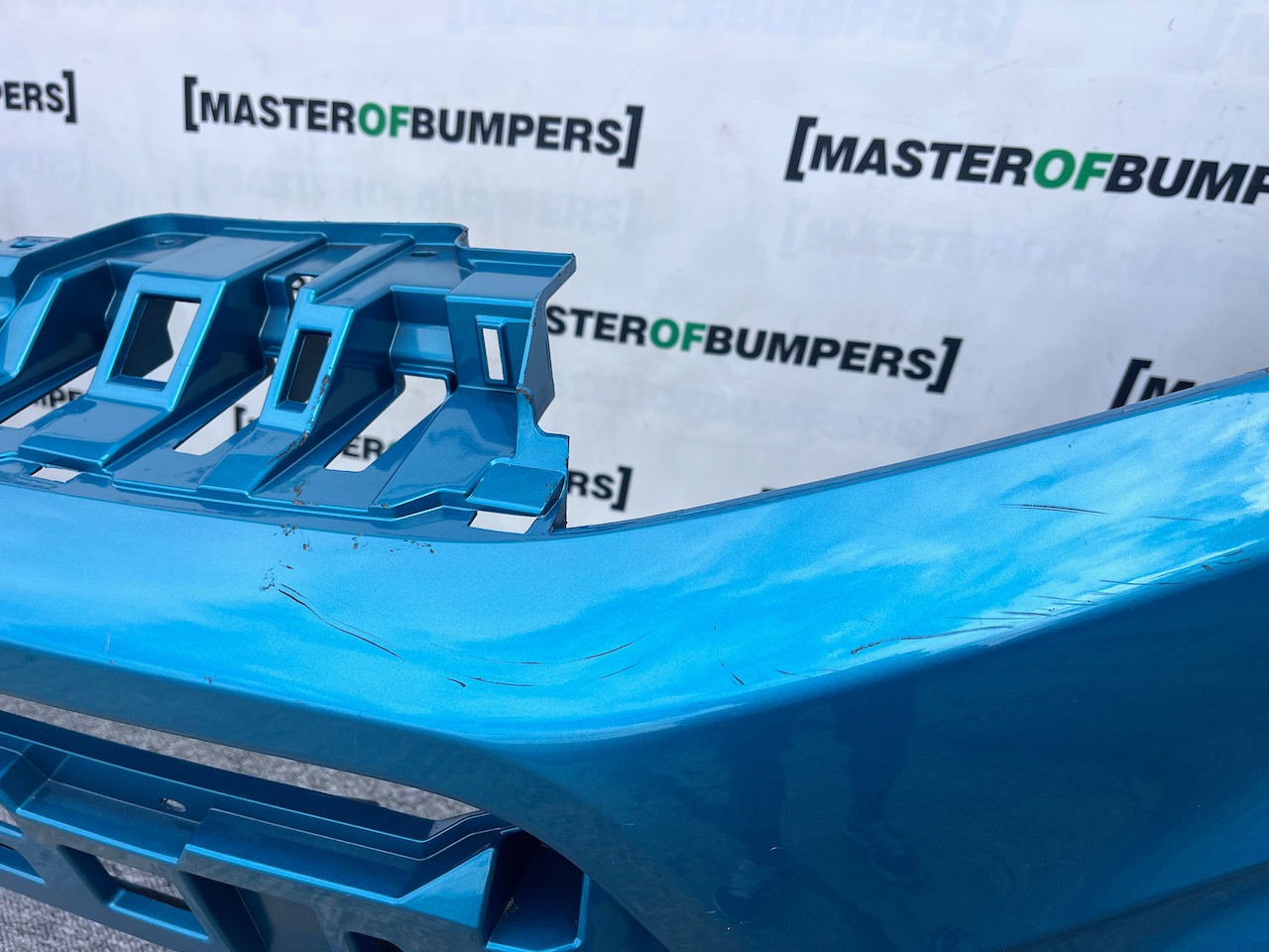 Suzuki Vitara Sz-t Mk4 Lift 2019-2024 Front Bumper 4 Pdc Genuine [j266]