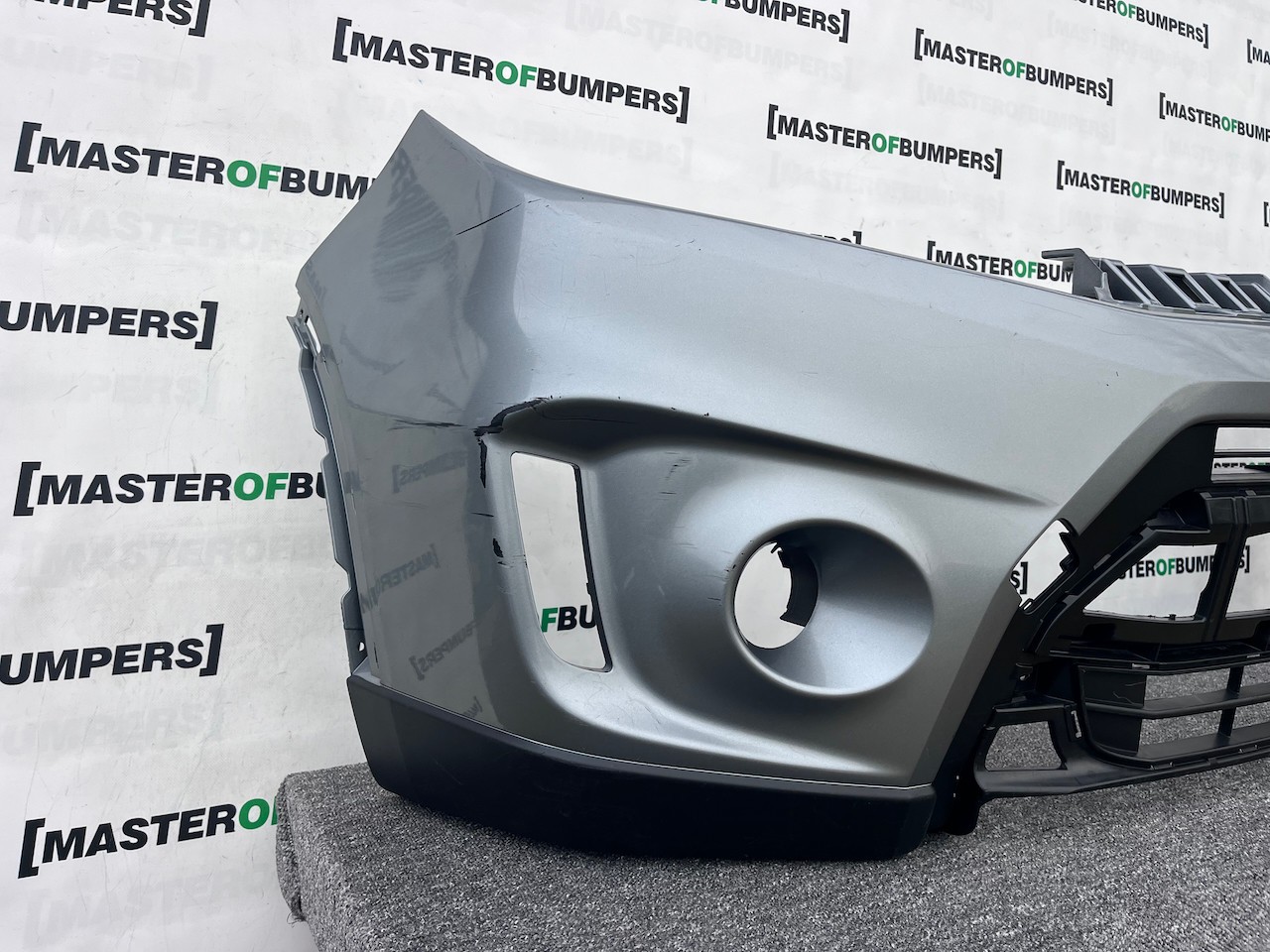 Suzuki Vitara Sz-t Mk4 Hatchback 2015-2018 Front Bumper No Pdc Genuine [j275]