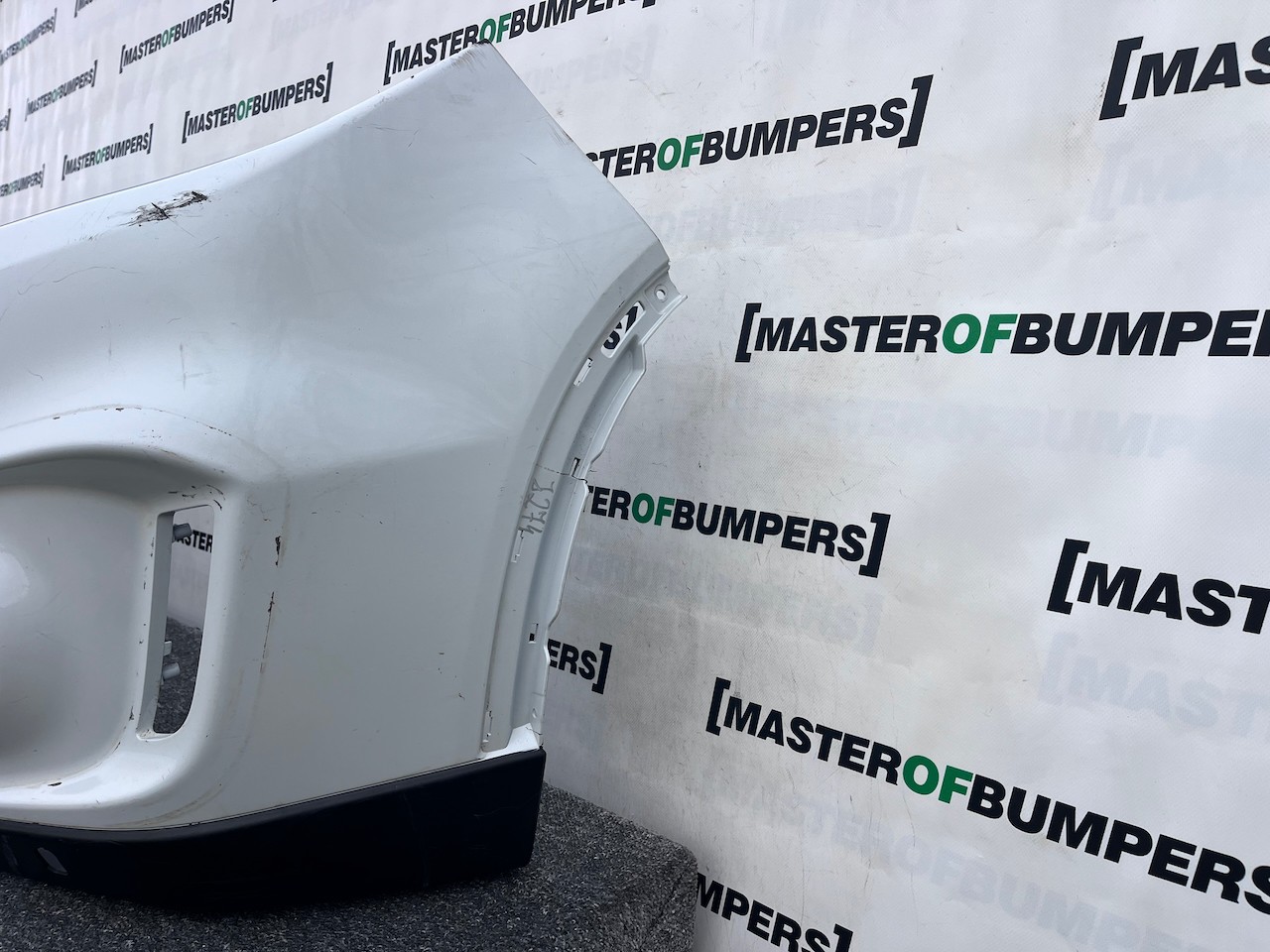 Suzuki Vitara All Grip Sz-t Mk4 2015-2018 Front Bumper 4 Pdc Genuine [j274]