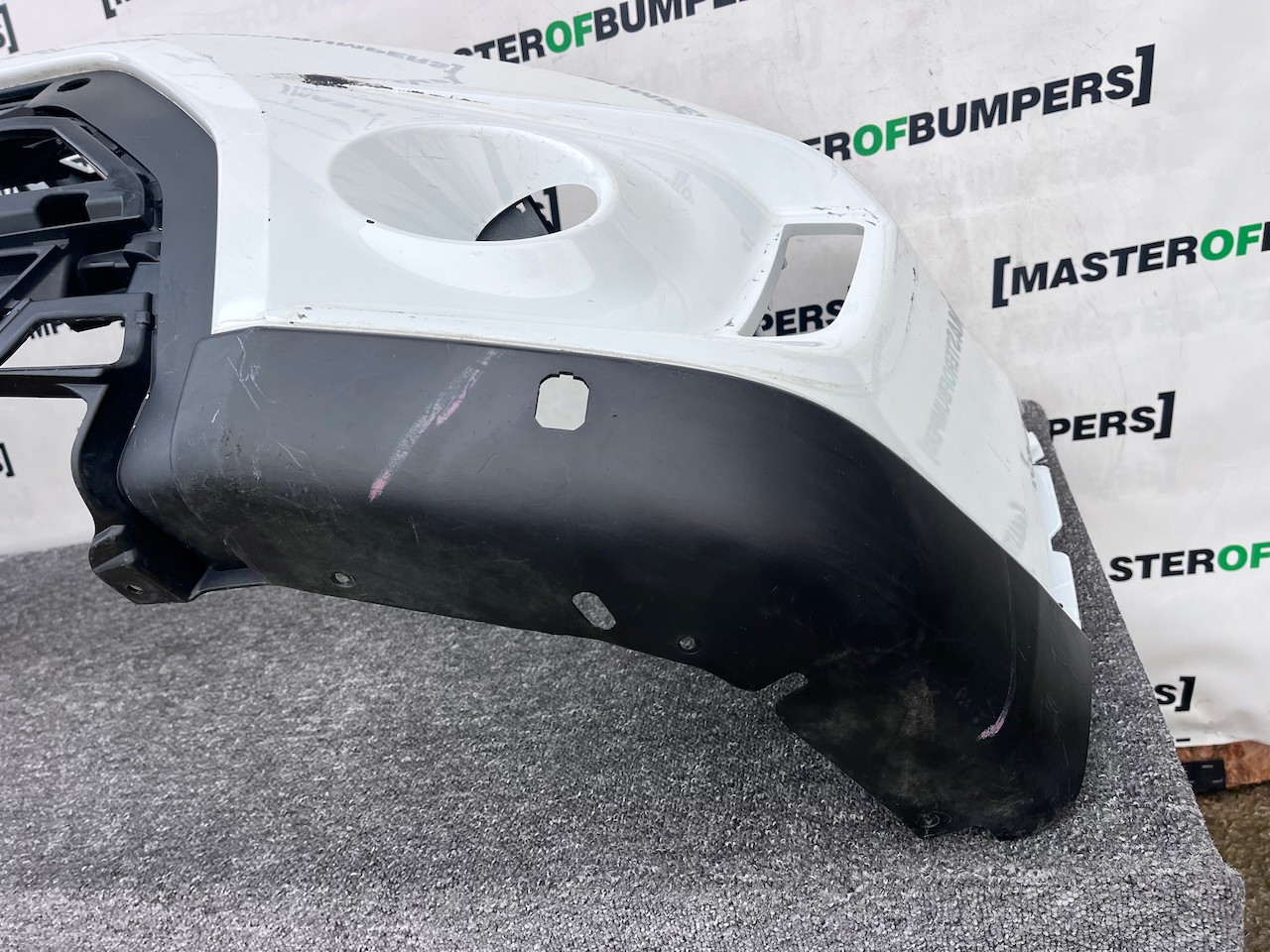 Suzuki Vitara All Grip Sz-t Mk4 2015-2018 Front Bumper 4 Pdc Genuine [j274]