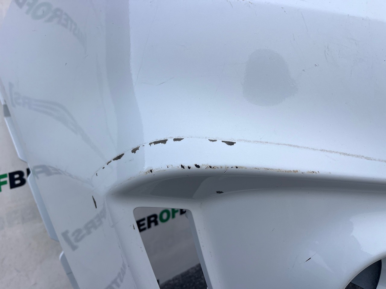 Suzuki Vitara All Grip Sz-t Mk4 2015-2018 Front Bumper 4 Pdc Genuine [j274]