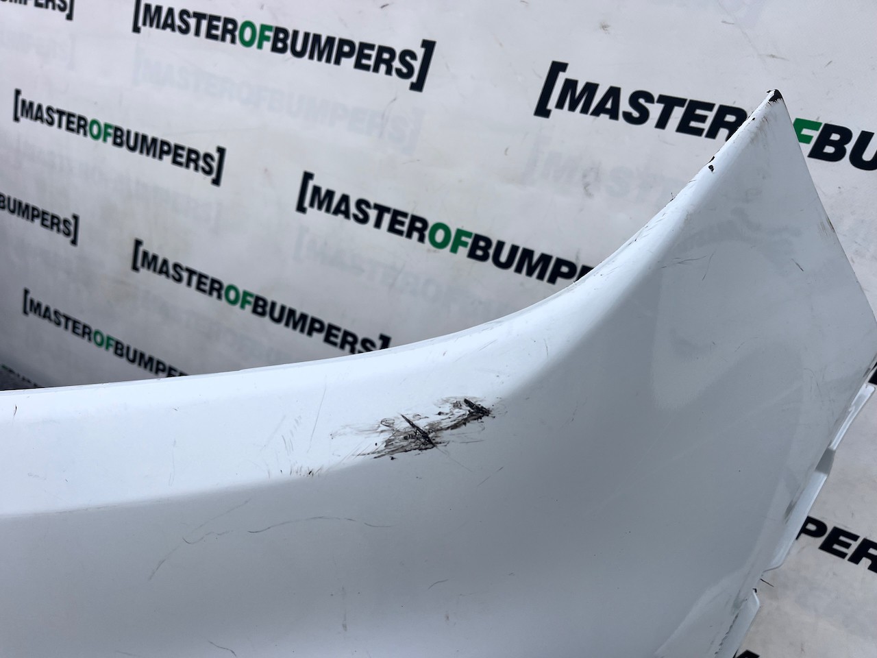 Suzuki Vitara All Grip Sz-t Mk4 2015-2018 Front Bumper 4 Pdc Genuine [j274]