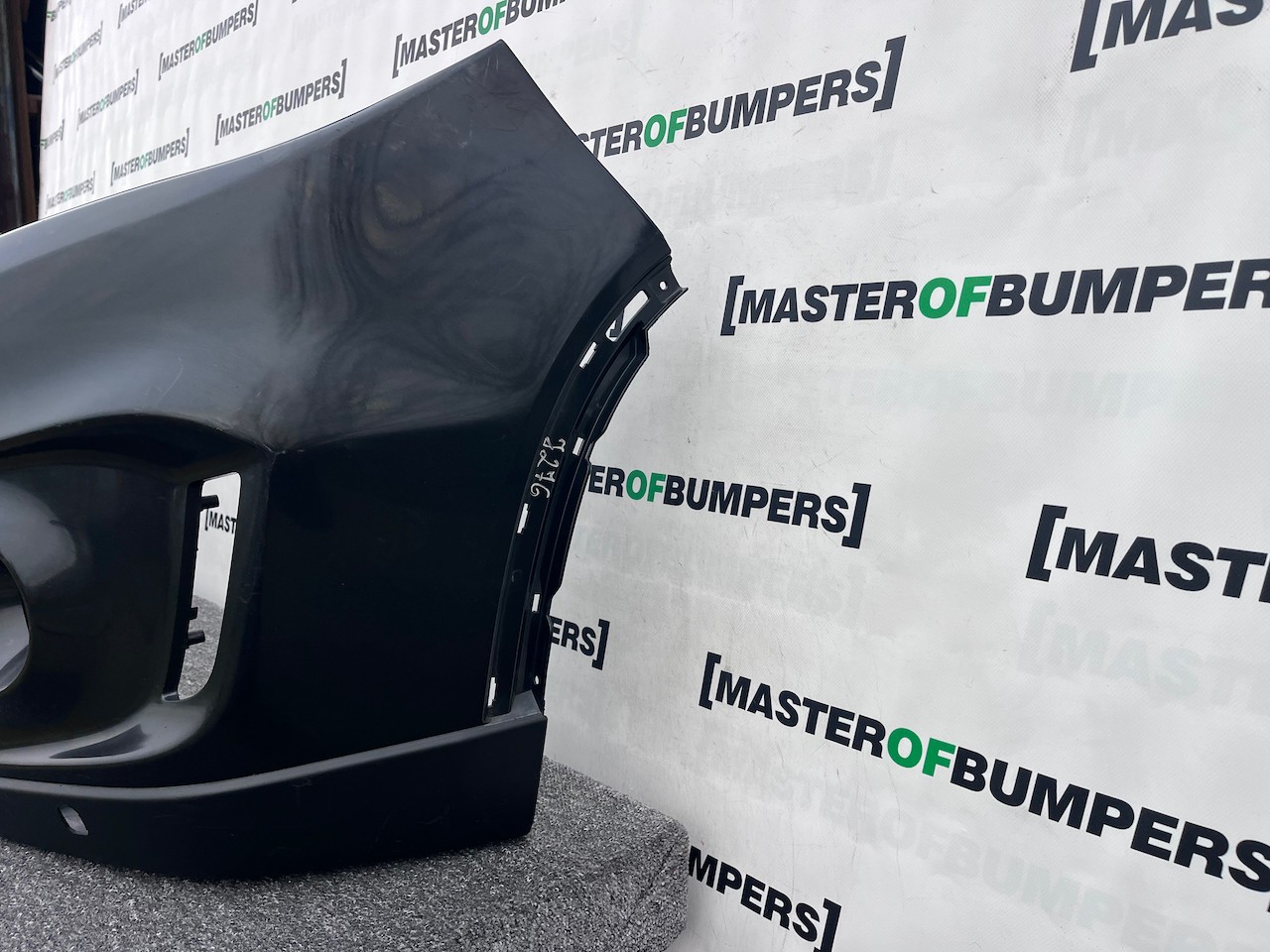 Suzuki Vitara All Grip Sz-t Mk4 2015-2018 Front Bumper 4 Pdc Genuine [j276]