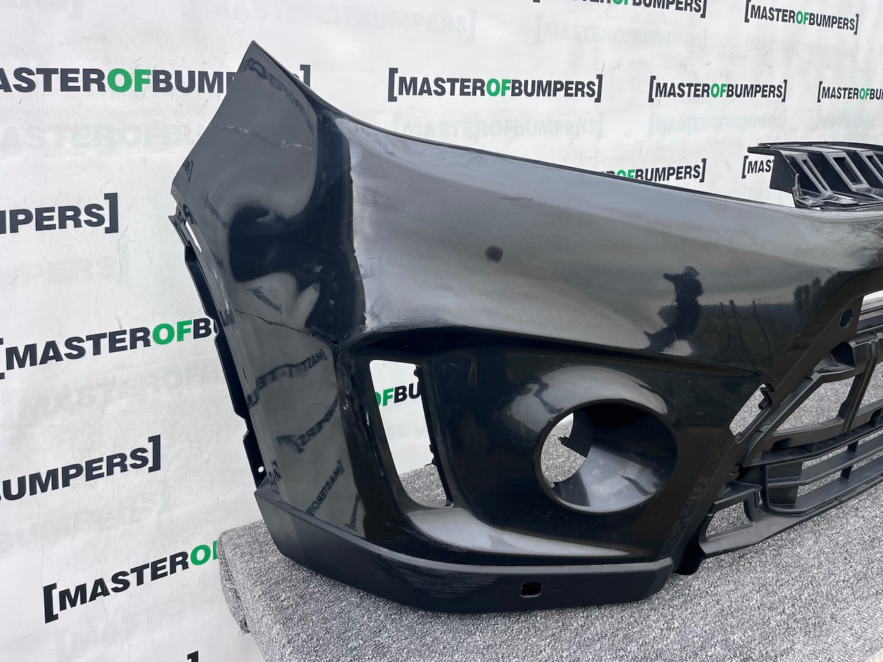 Suzuki Vitara All Grip Sz-t Mk4 2015-2018 Front Bumper 4 Pdc Genuine [j276]