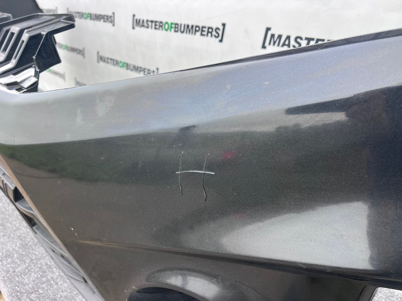 Suzuki Vitara All Grip Sz-t Mk4 2015-2018 Front Bumper 4 Pdc Genuine [j276]