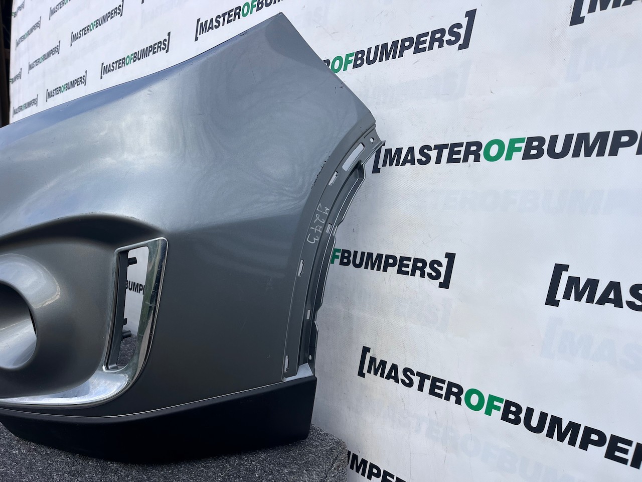 Suzuki Vitara All Grip Sz-t Mk4 2015-2018 Front Bumper No Pdc Genuine [j273]