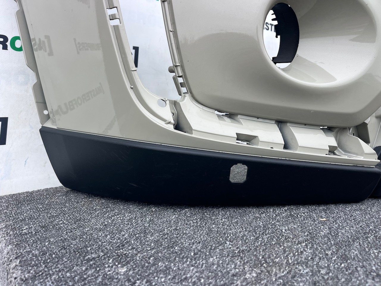 Suzuki Vitara Sz-t Mk4 Lift Hatch 2019-2024 Front Bumper 4 Pdc Genuine [j286]