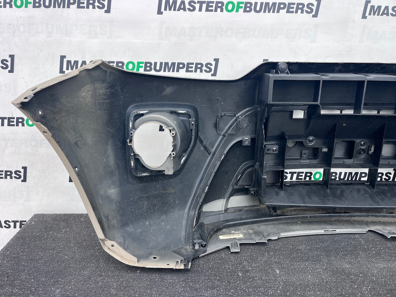 Suzuki Ignis Mhev Hybrid Allgrip Hatchback 2020-2024 Front Bumper Genuine [j230]