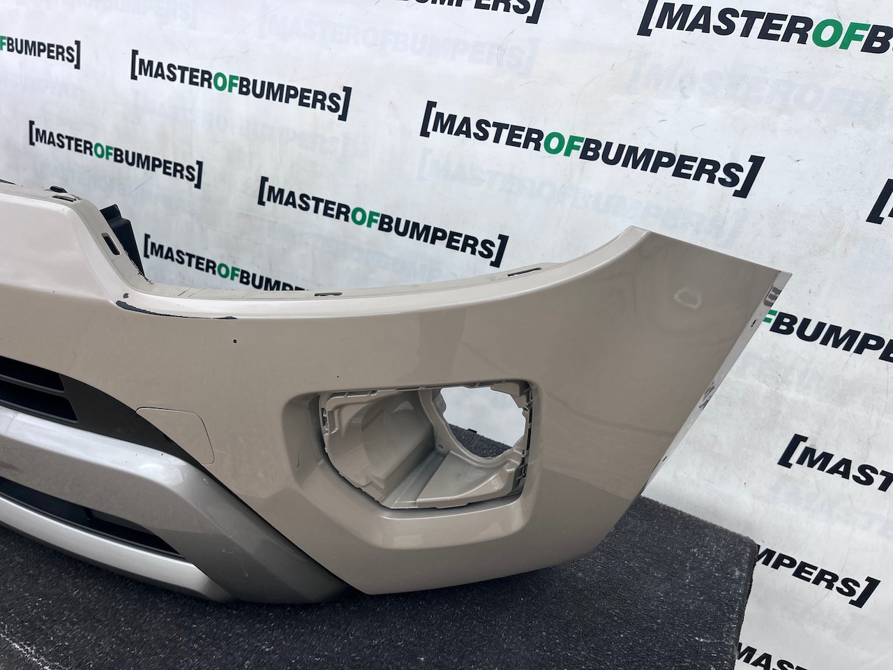 Suzuki Ignis Mhev Hybrid Allgrip Hatchback 2020-2024 Front Bumper Genuine [j230]