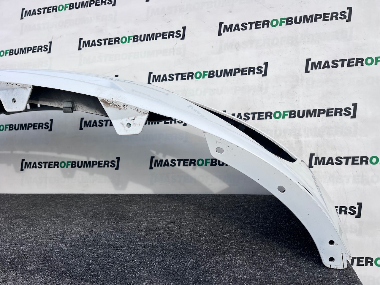 Tesla Y Model Y 2020-2024 Front Bumper White 6 Pdc Genuine [p613]