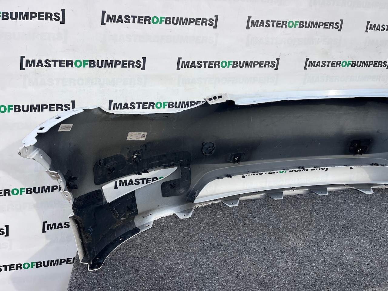 Tesla Y Model Y 2020-2024 Front Bumper White 6 Pdc Genuine [p613]
