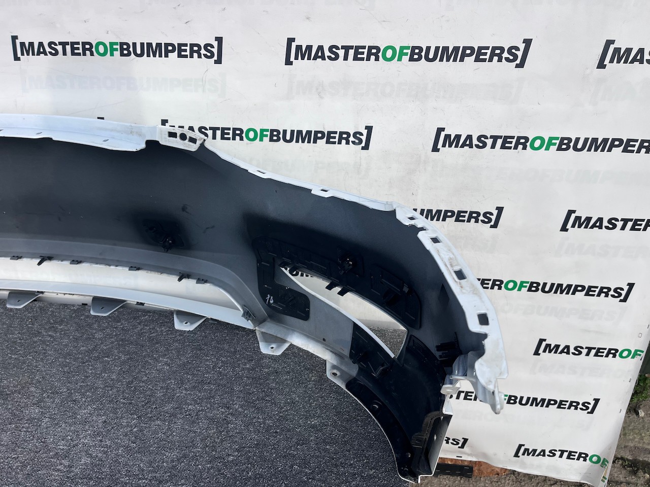 Tesla Y Model Y 2020-2024 Front Bumper White 6 Pdc Genuine [p613]
