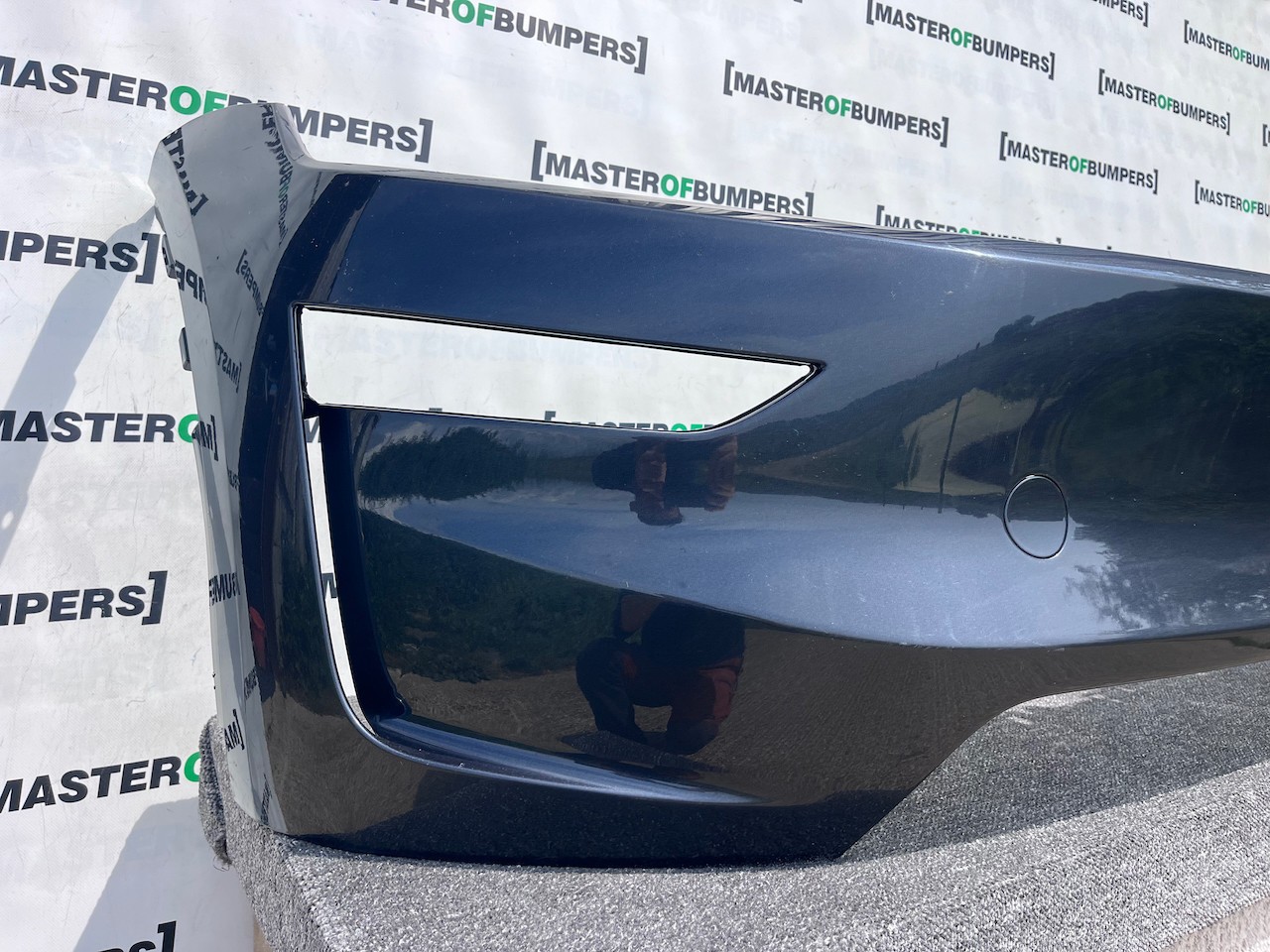 Tesla Model Y Performance Hatchback 2025-2027 Front Bumper Genuine [p680]