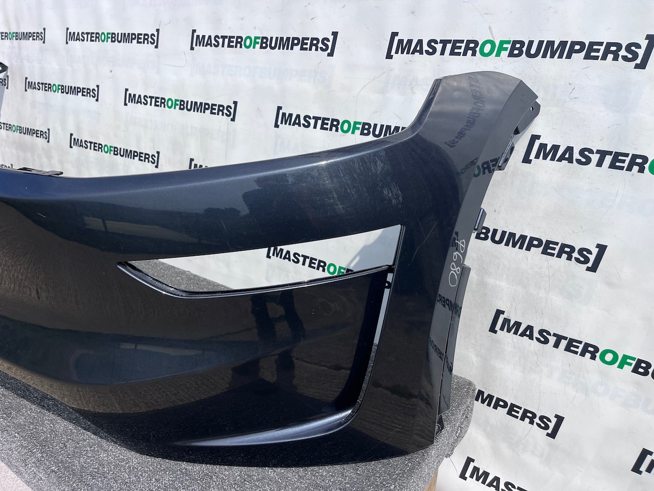 Tesla Model Y Performance Hatchback 2025-2027 Front Bumper Genuine [p680]