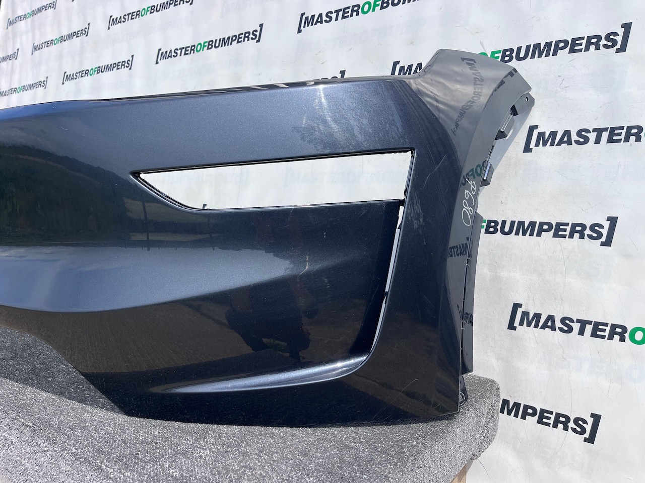 Tesla Model Y Performance Hatchback 2025-2027 Front Bumper Genuine [p680]