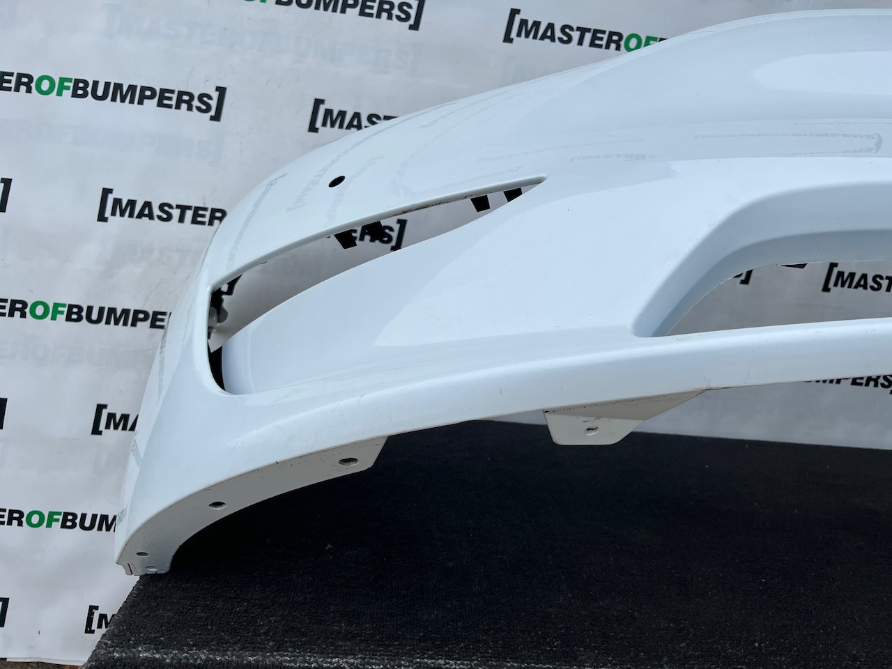 Tesla Y Model Y 2020-2024 Front Bumper White 6 Pdc Genuine [p613]