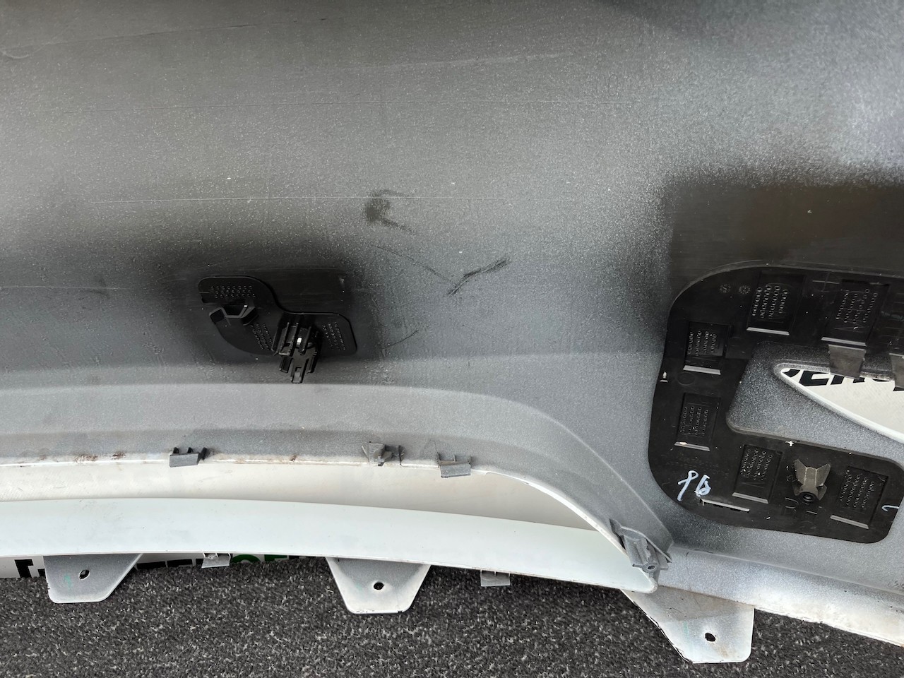 Tesla Y Model Y 2020-2024 Front Bumper White 6 Pdc Genuine [p613]