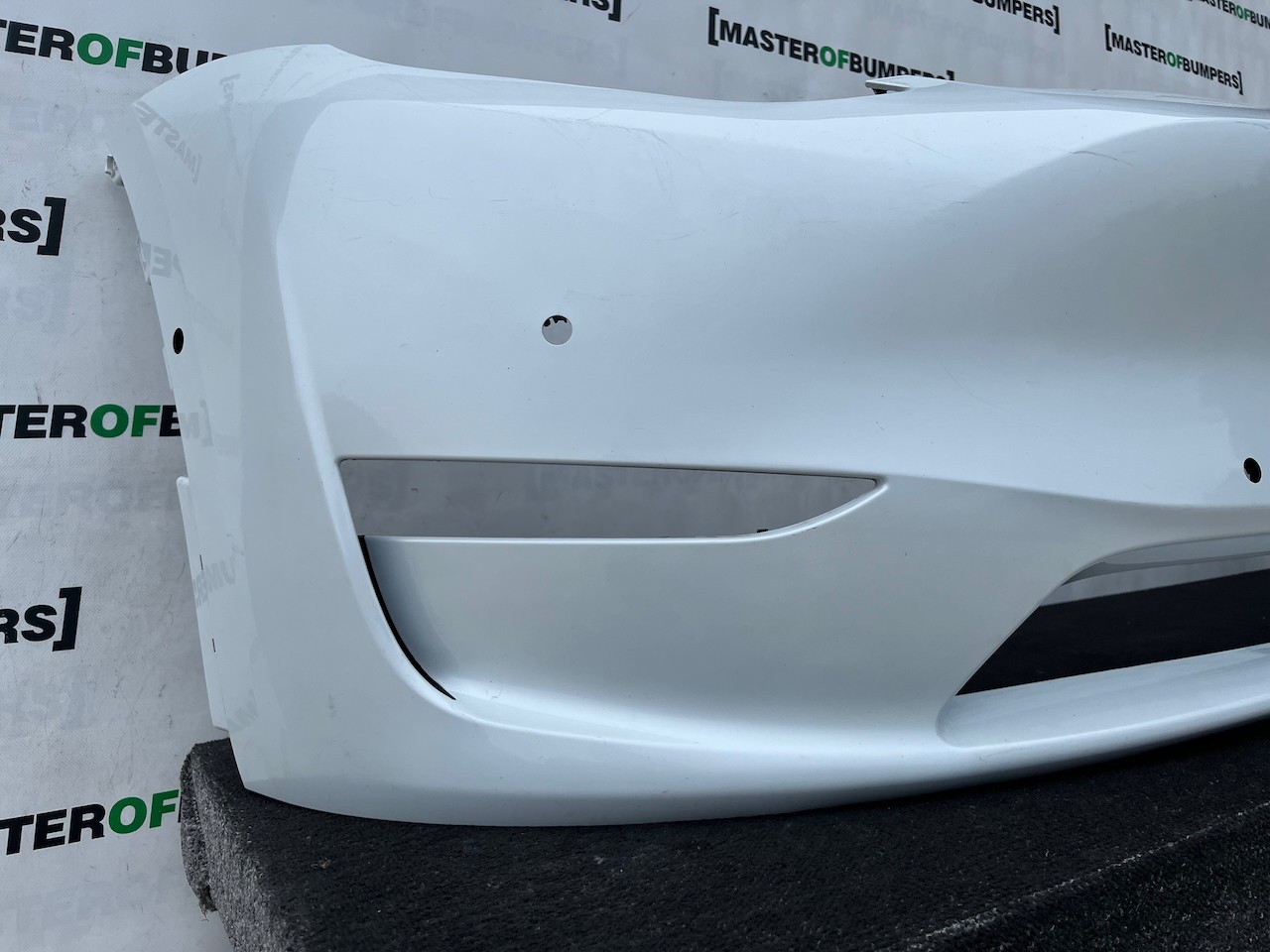 Tesla Y Model Y 2020-2024 Front Bumper White 6 Pdc Genuine [p613]
