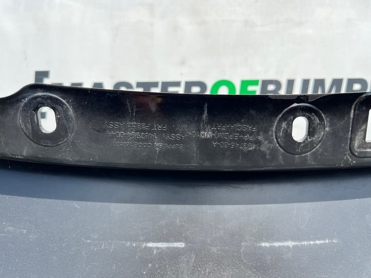 Tesla Y Model Y 2020-2024 Front Bumper Black 6 Pdc Genuine [p471]