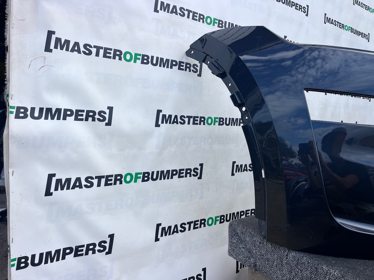 Tesla Model Y Performance Hatchback 2025-2027 Front Bumper Genuine [p747]