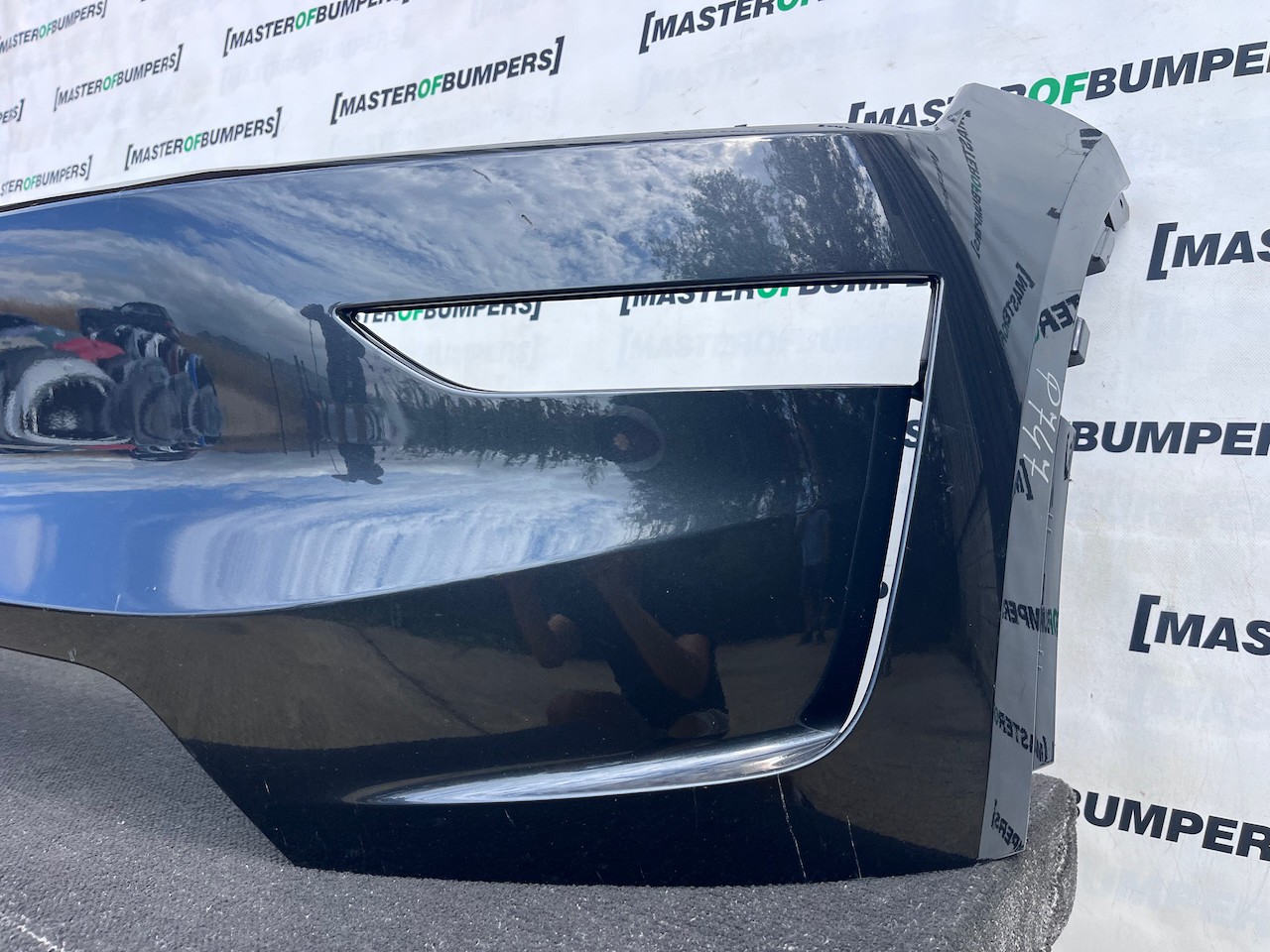 Tesla Model Y Performance Hatchback 2025-2027 Front Bumper Genuine [p747]