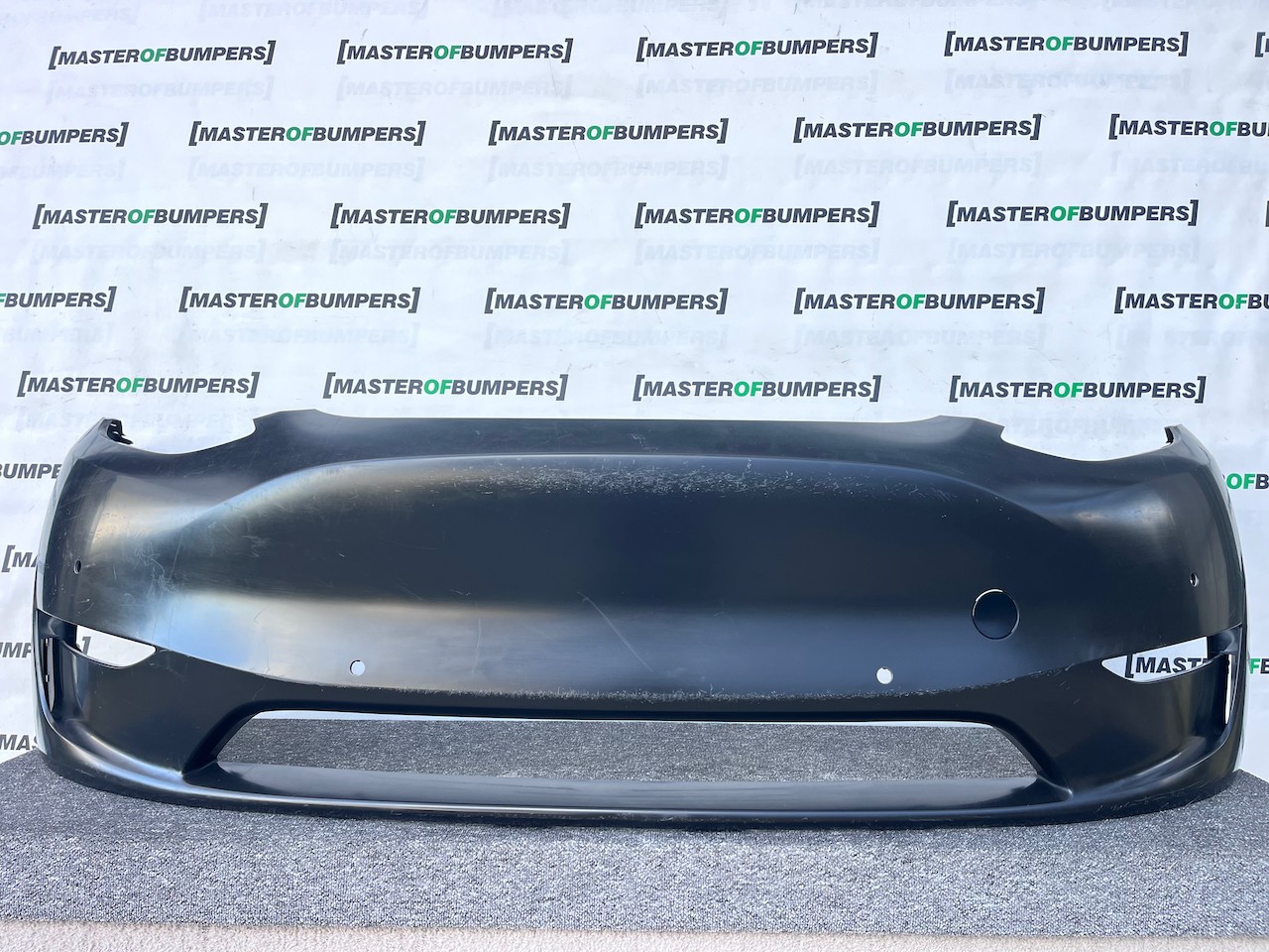 Tesla Y Model Y Hatchback 2020-2024 Front Bumper 6 Pdc Genuine [p636]