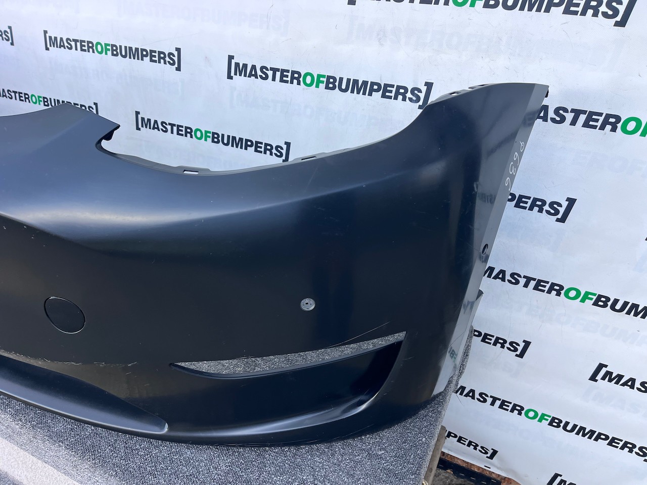Tesla Y Model Y Hatchback 2020-2024 Front Bumper 6 Pdc Genuine [p636]