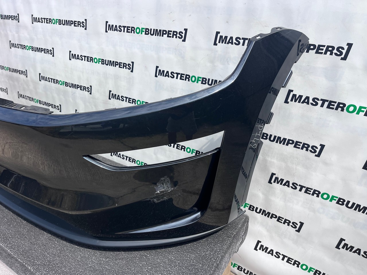 Tesla Model Y Performance Hatchback 2025-2027 Front Bumper Genuine [p748]