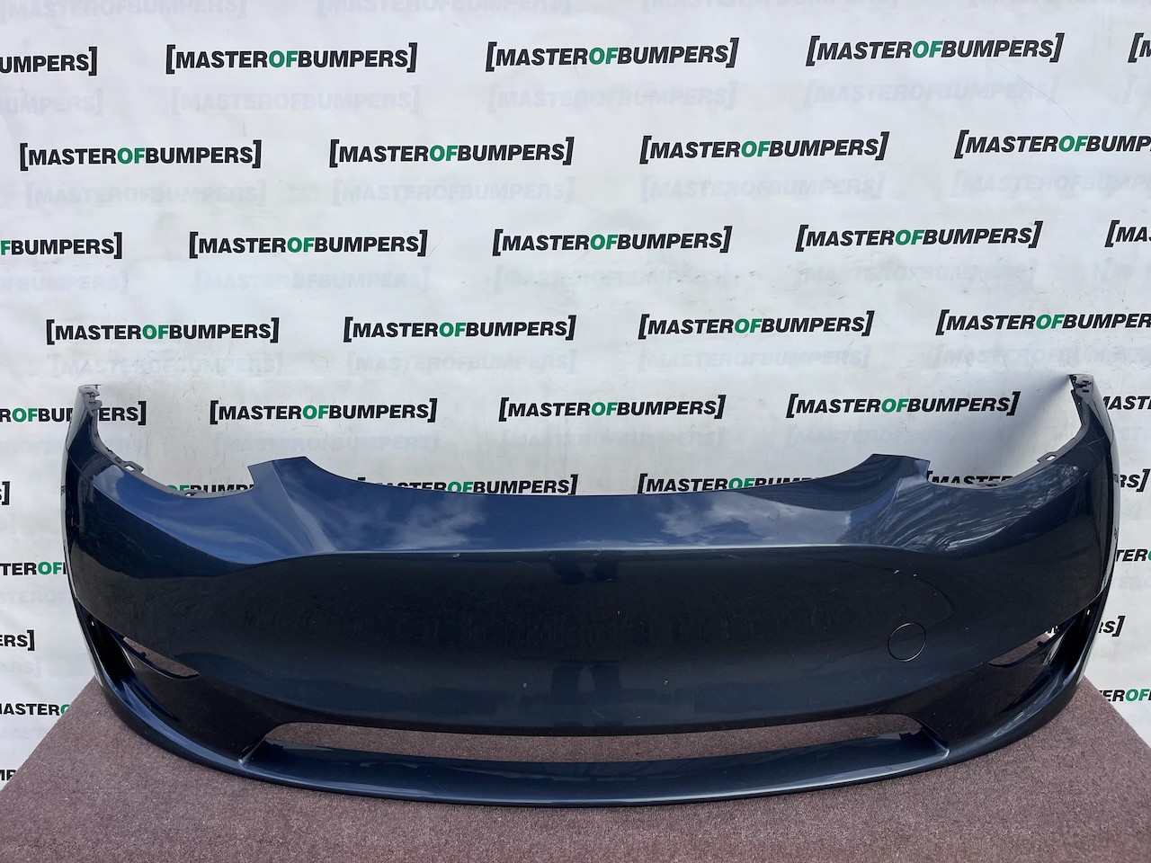 Tesla Y Model Y Hatchabck Ev 2020-2024 Front Bumper Grey No Pdc Genuine [p821]