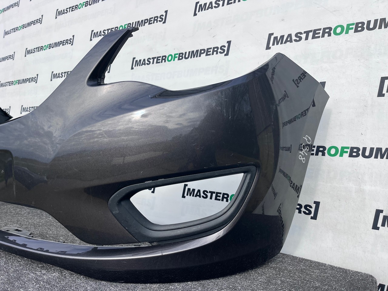 Front Bumper For Vauxhall Viva Se Hatchback 2015-2018 Repaired [q348]