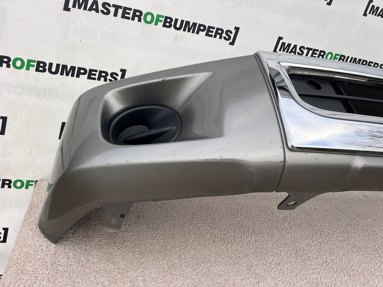 Toyota Land Cruiser Vdj76 Gxl 2016-2024 Front Bumper Genuine [t445]