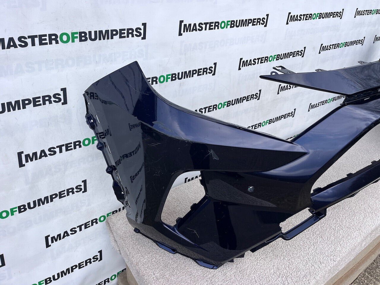 Toyota Rav 4 Hybrid Dynamic Mk5 2018-2021 Front Bumper 4 Pdc Genuine [t473]