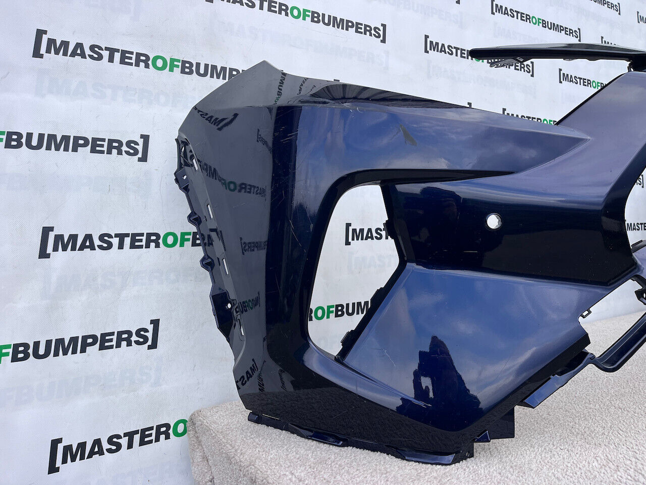 Toyota Rav 4 Hybrid Dynamic Mk5 2018-2021 Front Bumper 4 Pdc Genuine [t473]