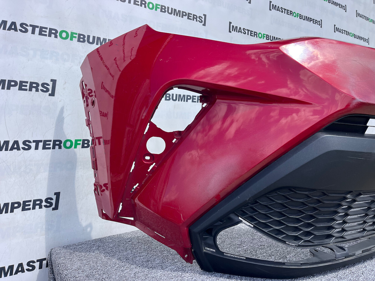 Toyota C-hr Chr Mk1 Lift 2021-2023 Front Bumper 6 Pdc Genuine [t504]